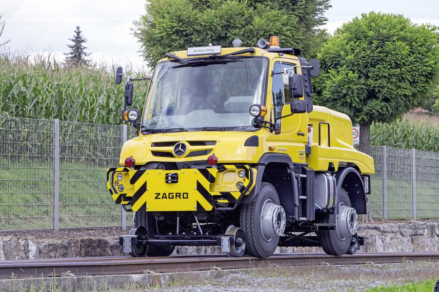  Mercedes-Benz Unimog U 423 Road-Raile 2014 года  (фото 1 из 10)